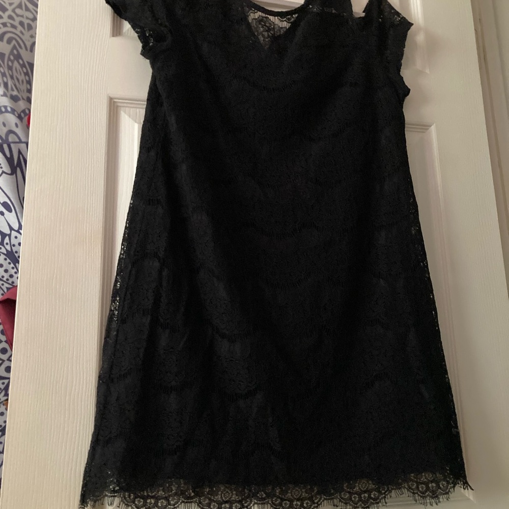 Elegant Black Lace Dress